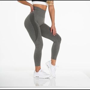 NVGTN Contour Seamless Khaki Leggings size Small